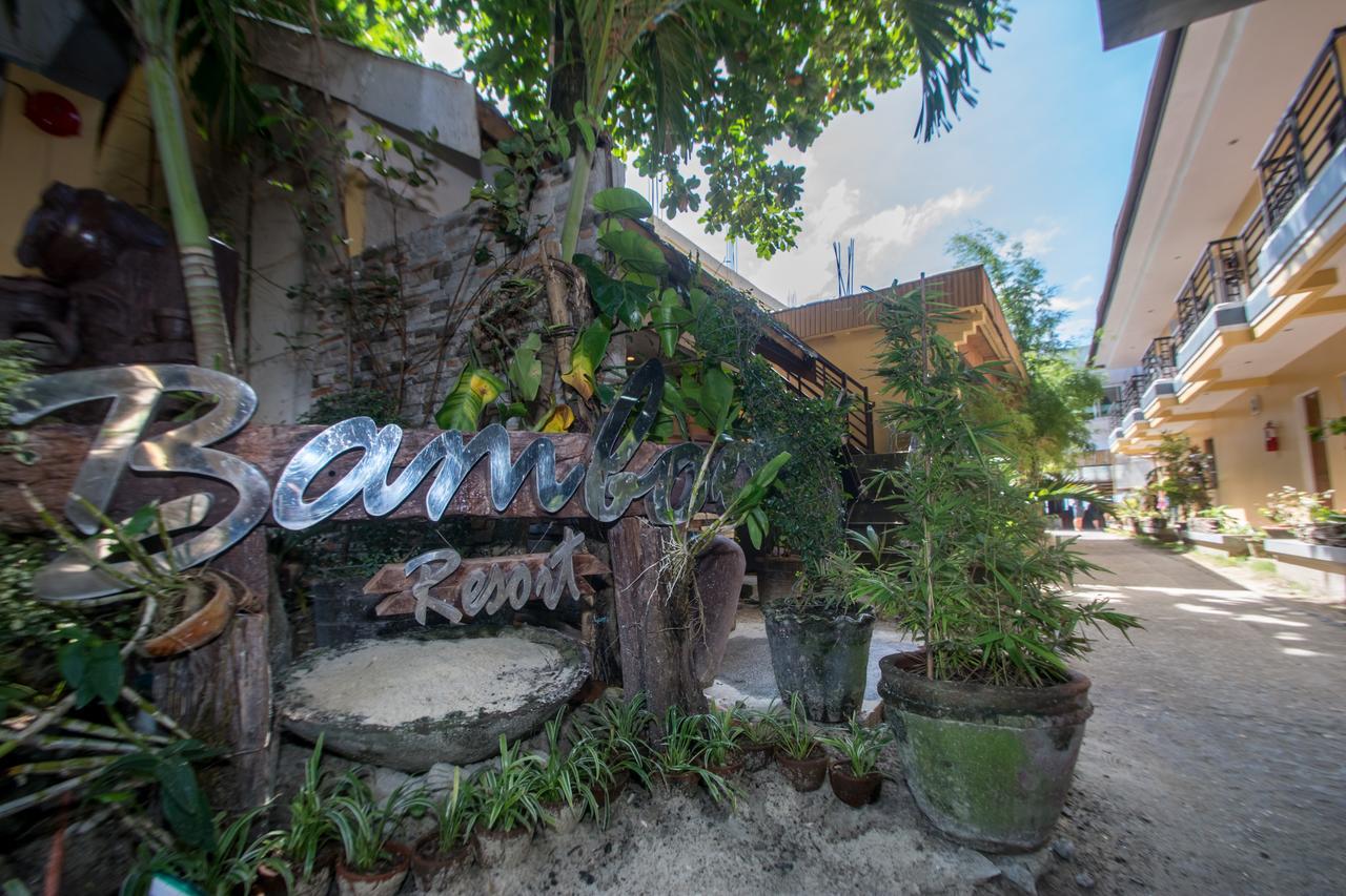 Bamboo Beach Resort & Restaurant Manoc-Manoc Exteriör bild
